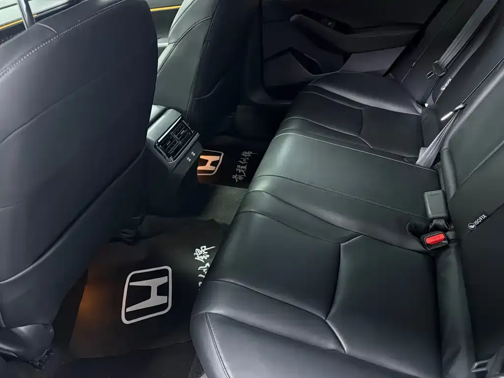 Honda Accord 2024 из CN, фото 2