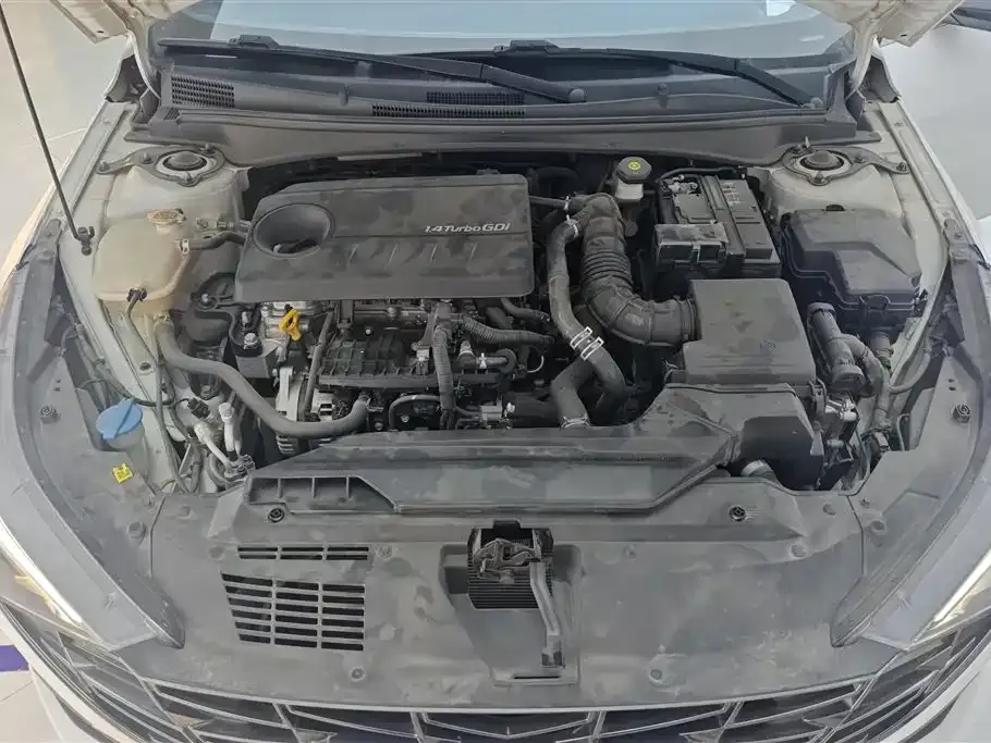 Hyundai Elantra 2021 из CN, фото 8