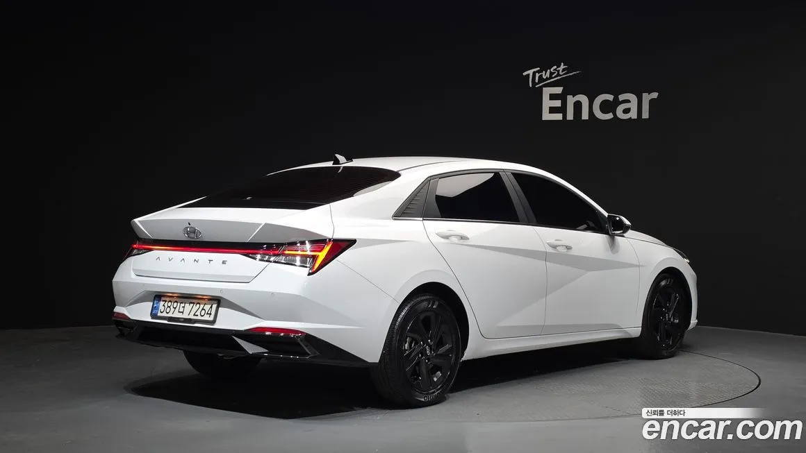 Hyundai AVANTE — фото 2