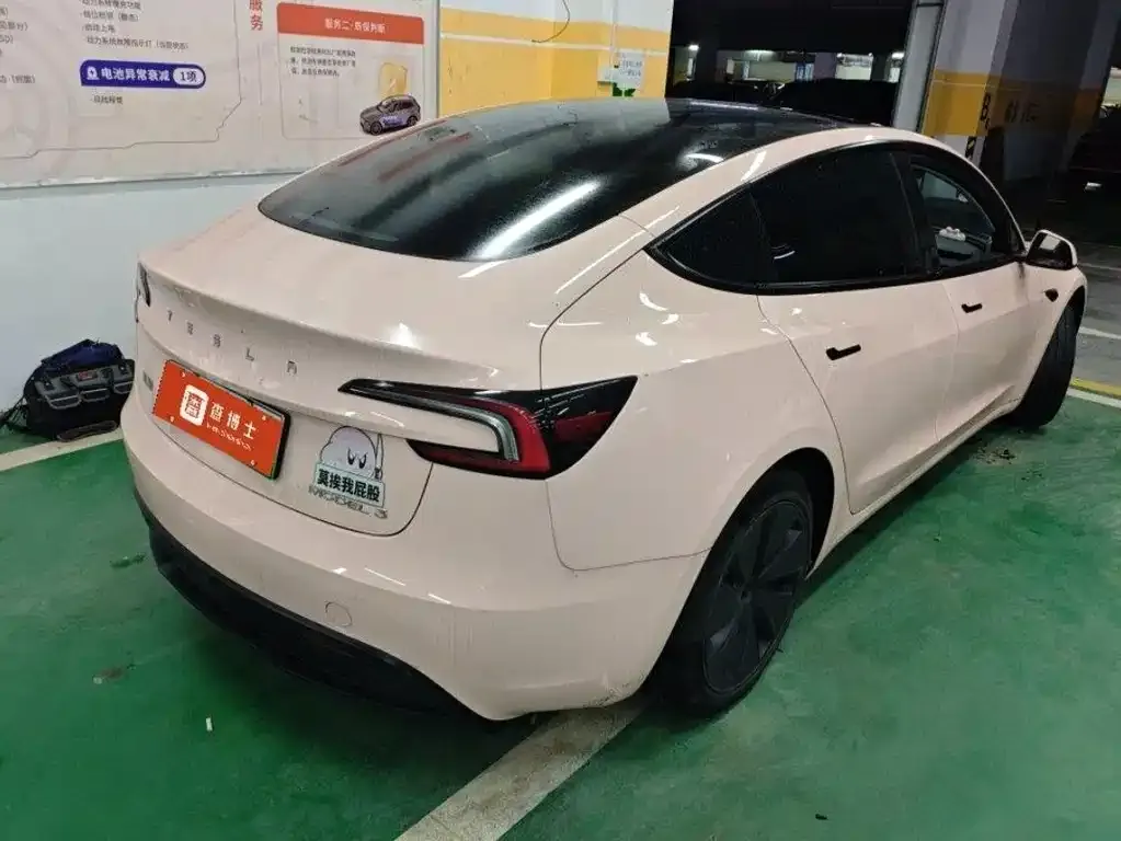 Tesla Model 3 — фото 4