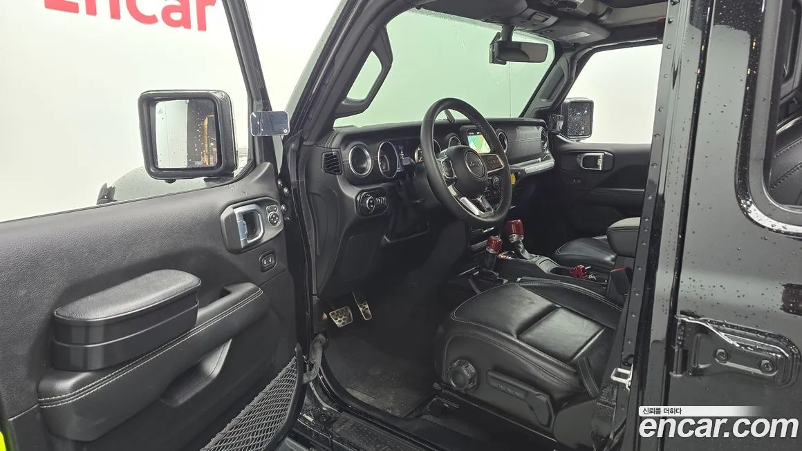 Jeep Wrangler 2021 из KR, фото 7