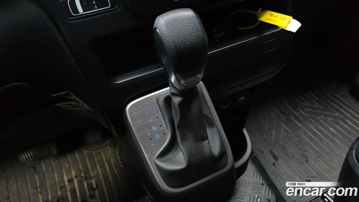 Hyundai Staria — фото 3
