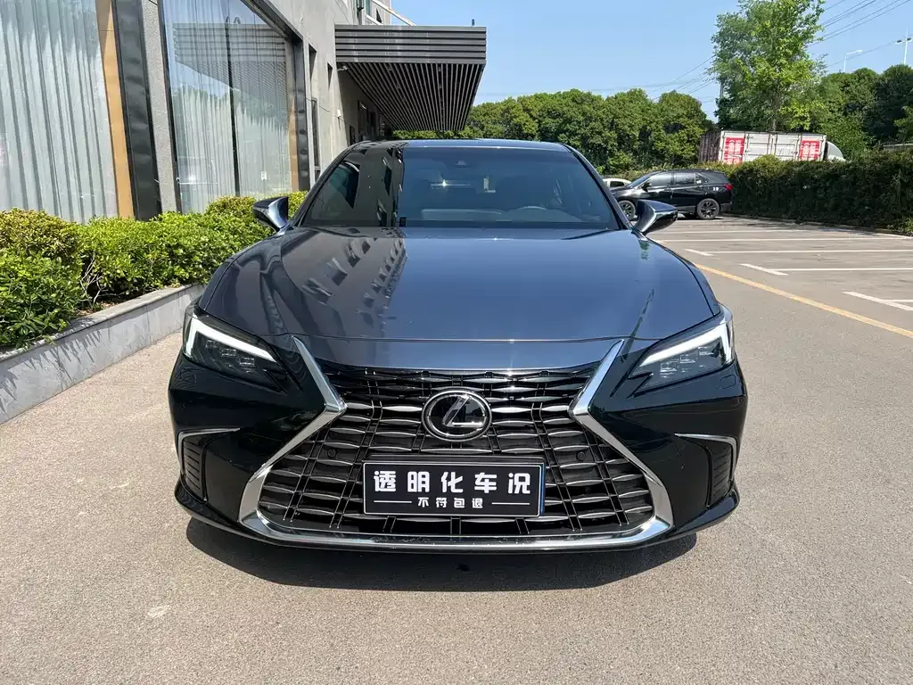 Lexus ES 2025 из CN, фото 10