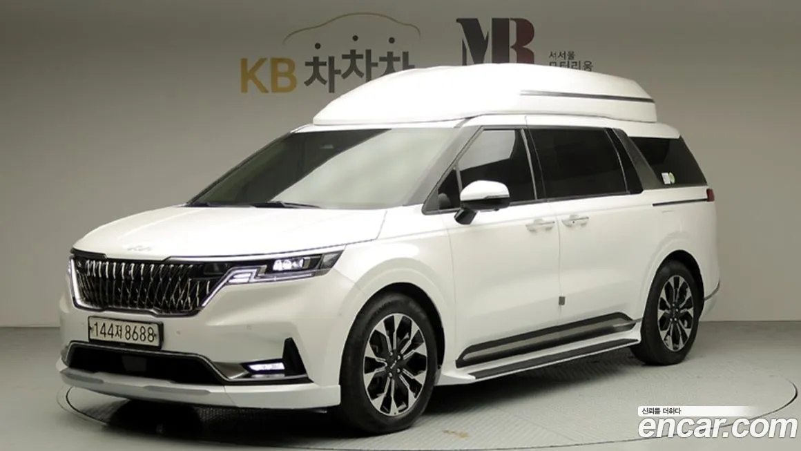 Kia Carnival — фото 1