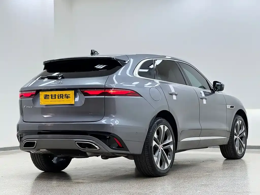 Jaguar F-PACE — фото 4