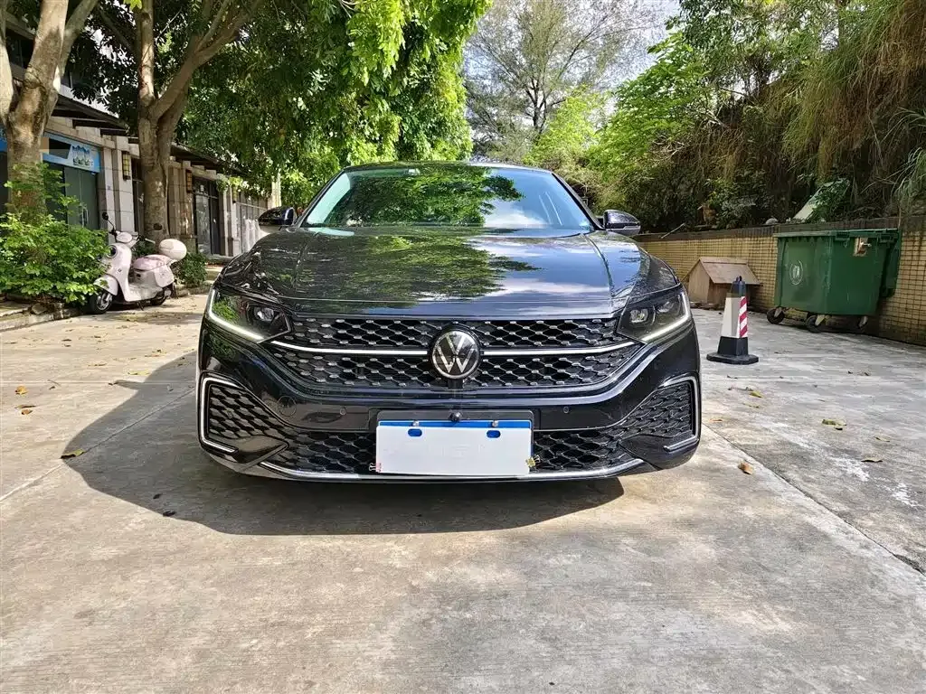 Volkswagen Passat — фото 9