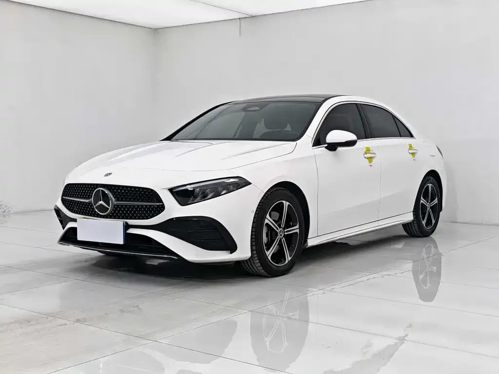 Mercedes-Benz A-Class — фото 1