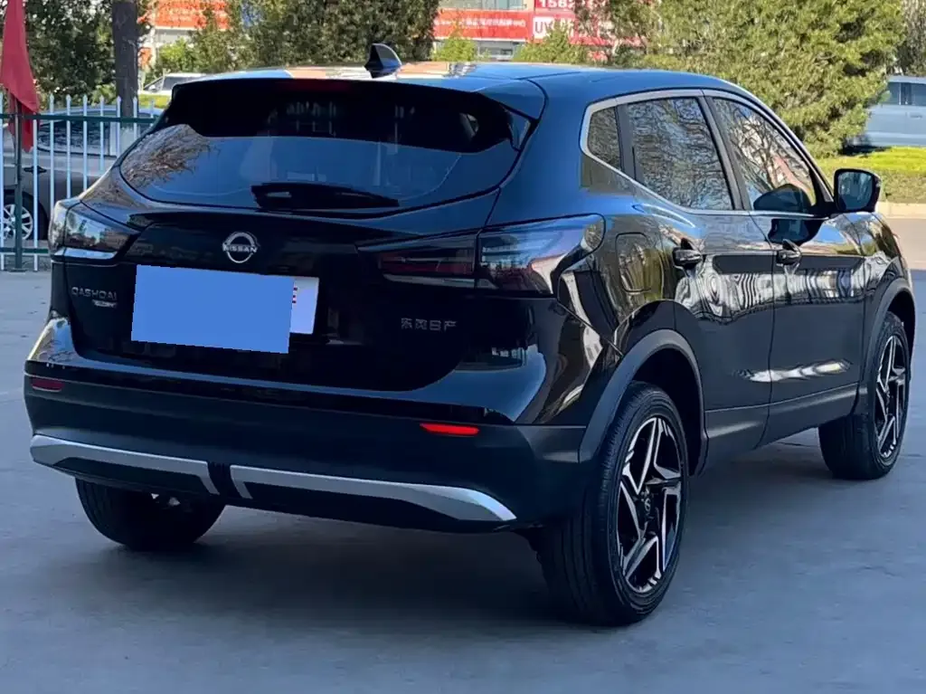Nissan Qashqai — фото 5