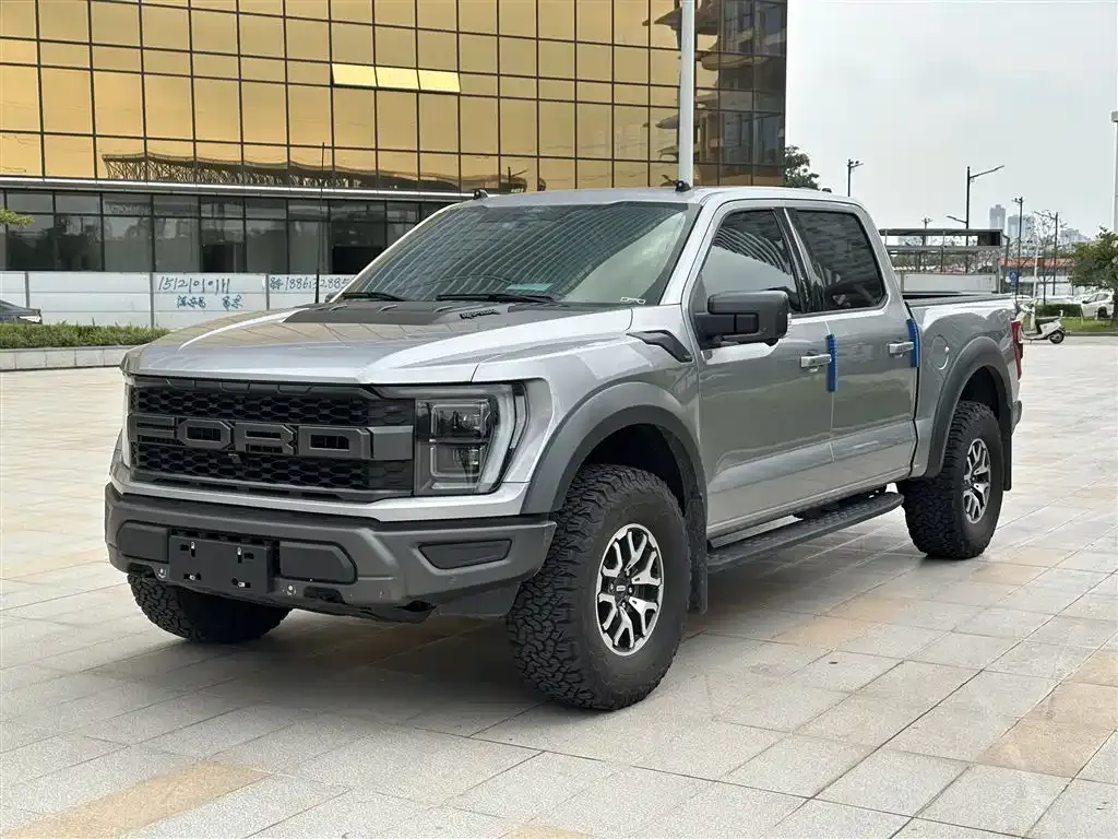 Ford F-150 Raptor — фото 1