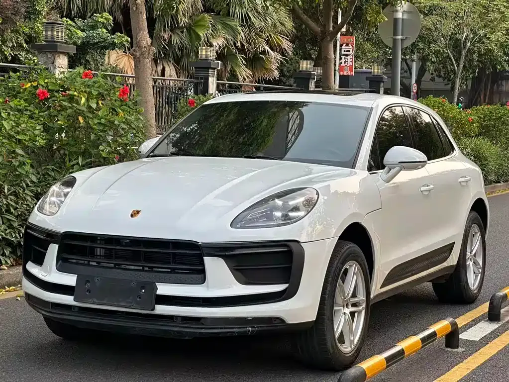 Porsche Macan — фото 1