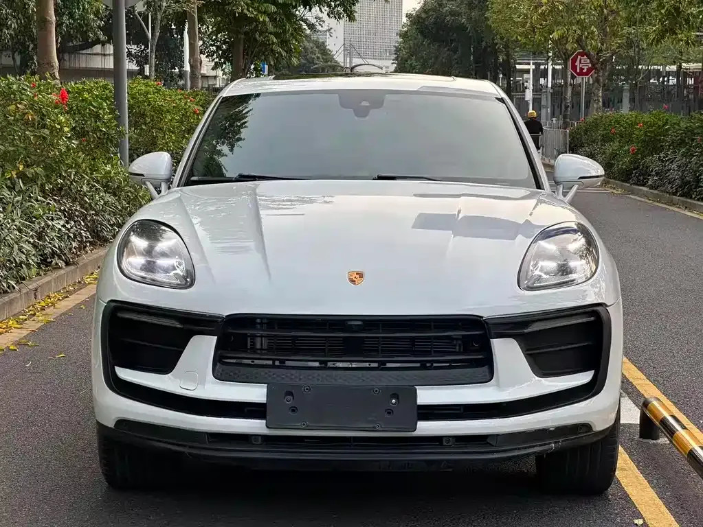 Porsche Macan — фото 9