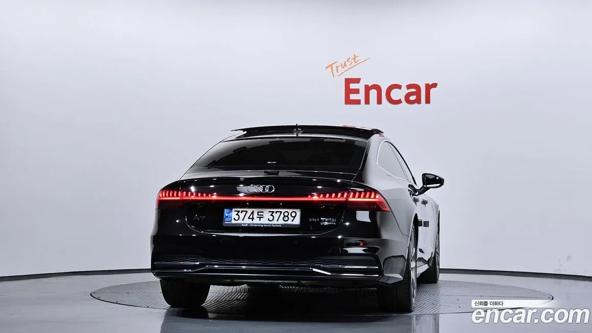 Audi A7 — фото 2