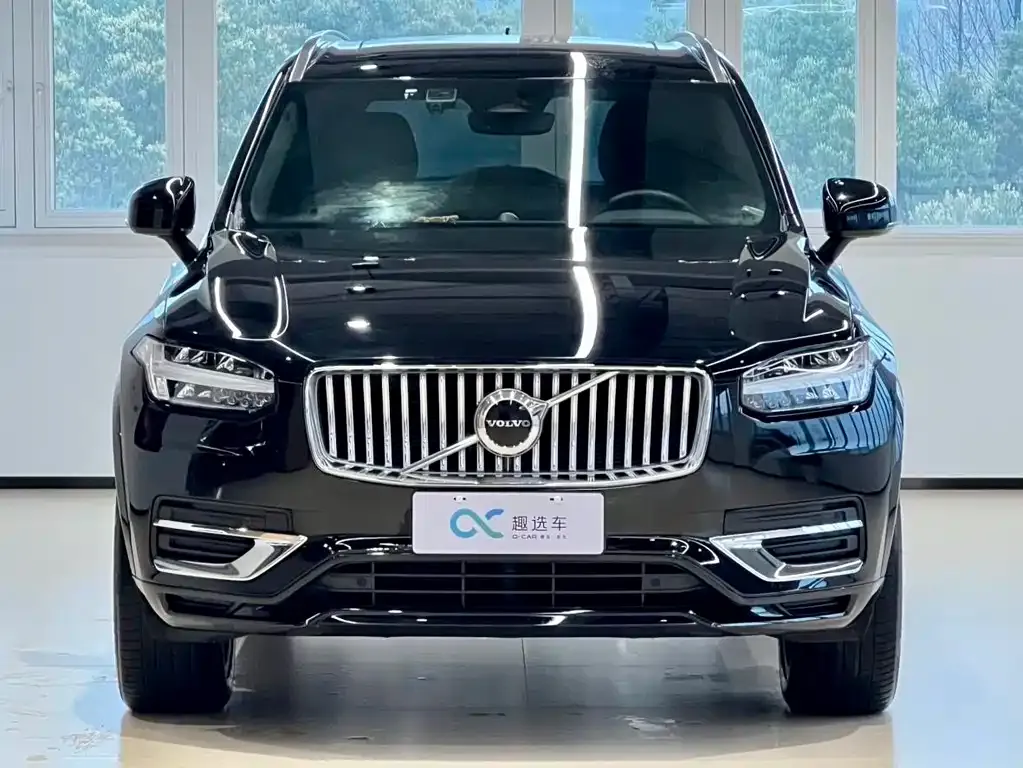 Volvo XC90 — фото 3