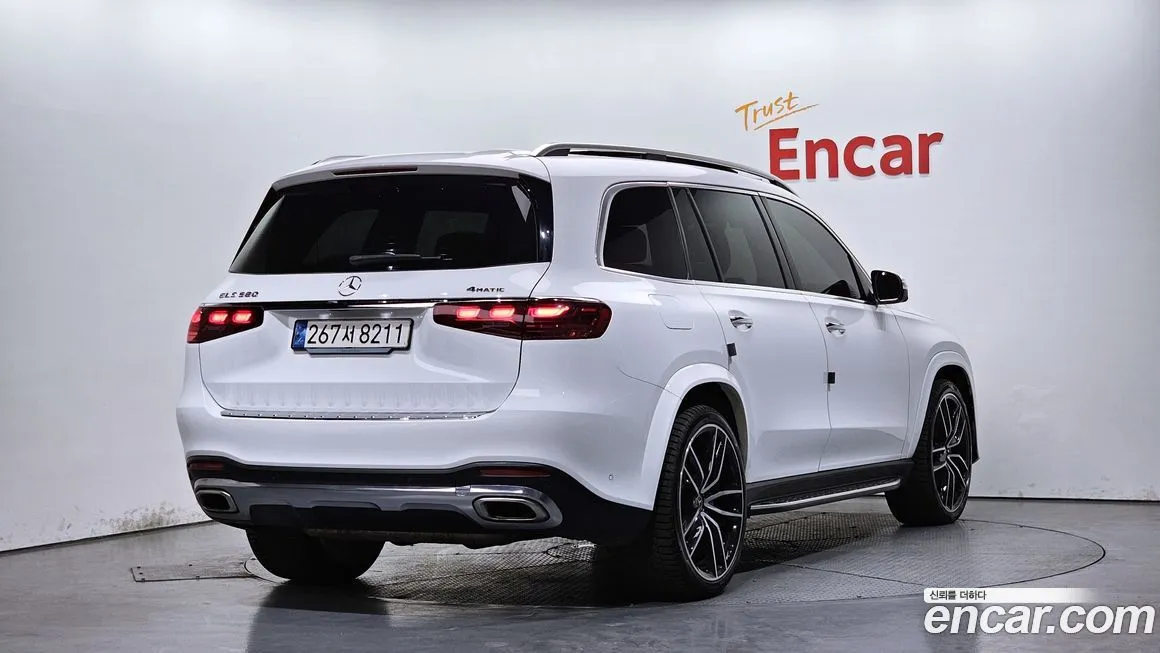 Mercedes-Benz GLS-Class — фото 2