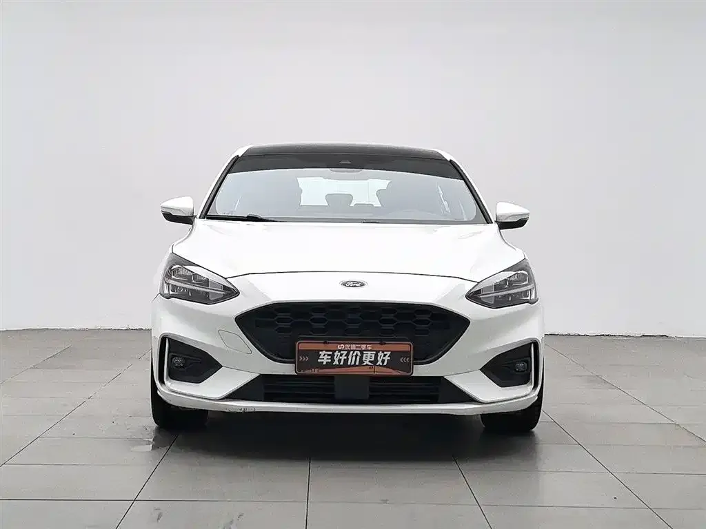 Ford Focus 2022 из CN, фото 3