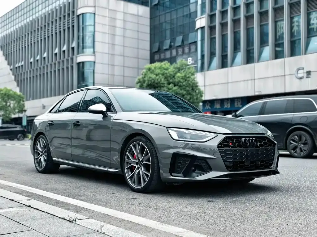 Audi S4 — фото 4