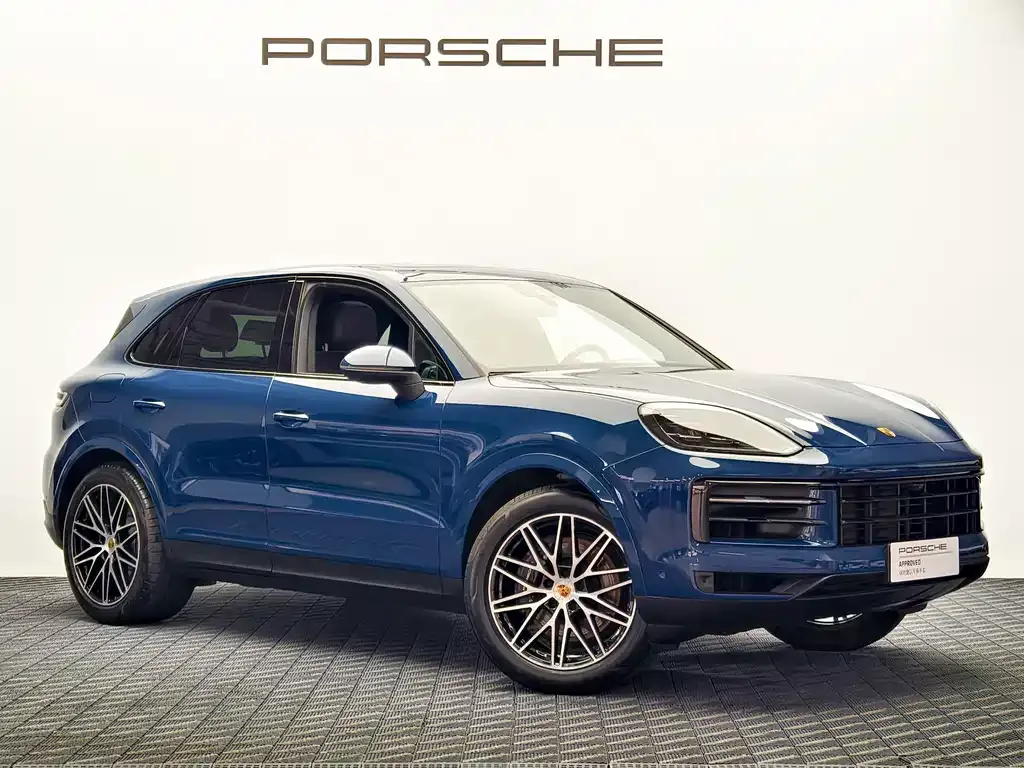 Porsche Cayenne — фото 1