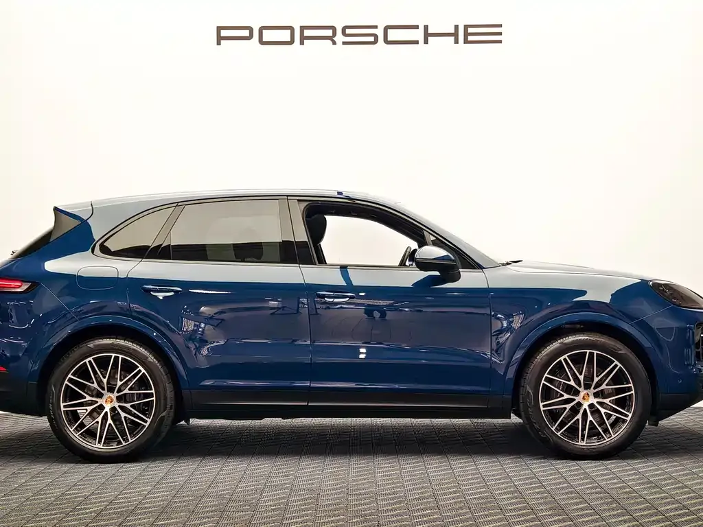Porsche Cayenne — фото 9
