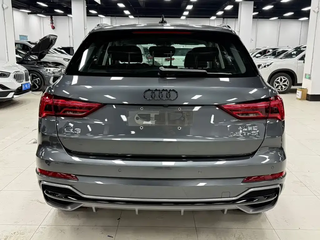 Audi Q3 — фото 2