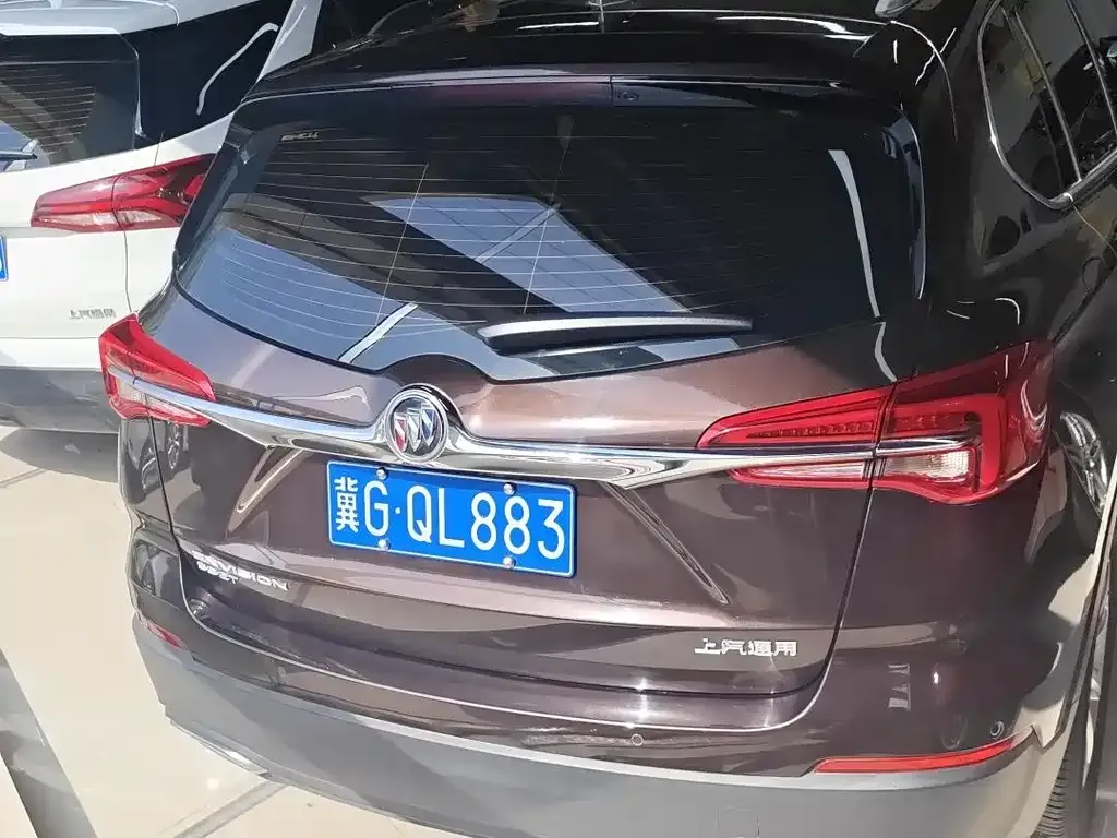Buick Envision Plus — фото 9