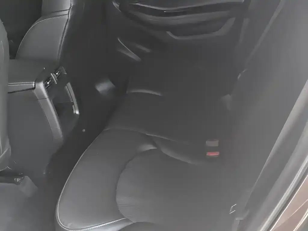 Buick Envision Plus — фото 2