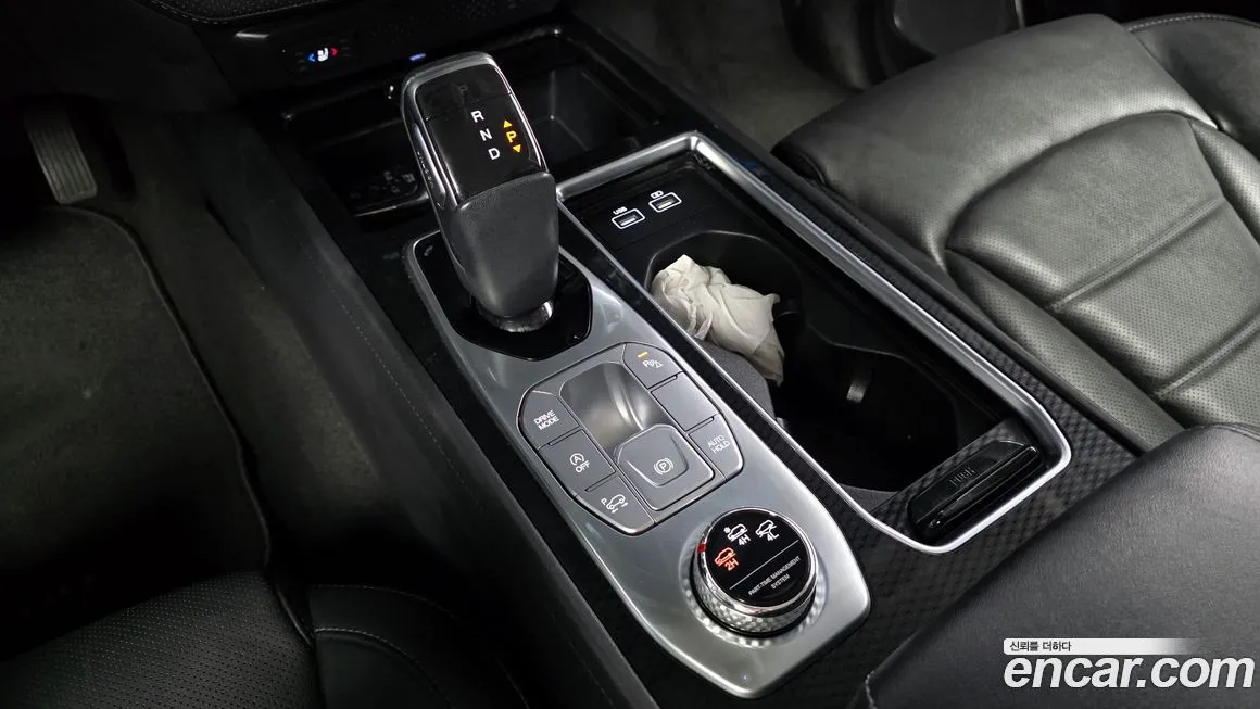 KG Mobility (Ssangyong) Rexton — фото 4