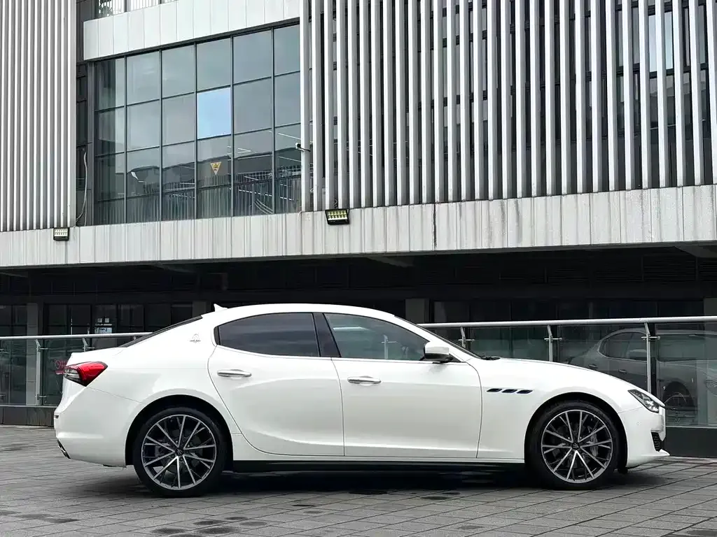 Maserati Ghibli 2021 из CN, фото 6