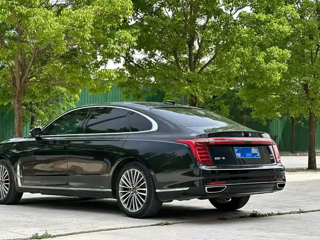 Hongqi H9 — фото 8