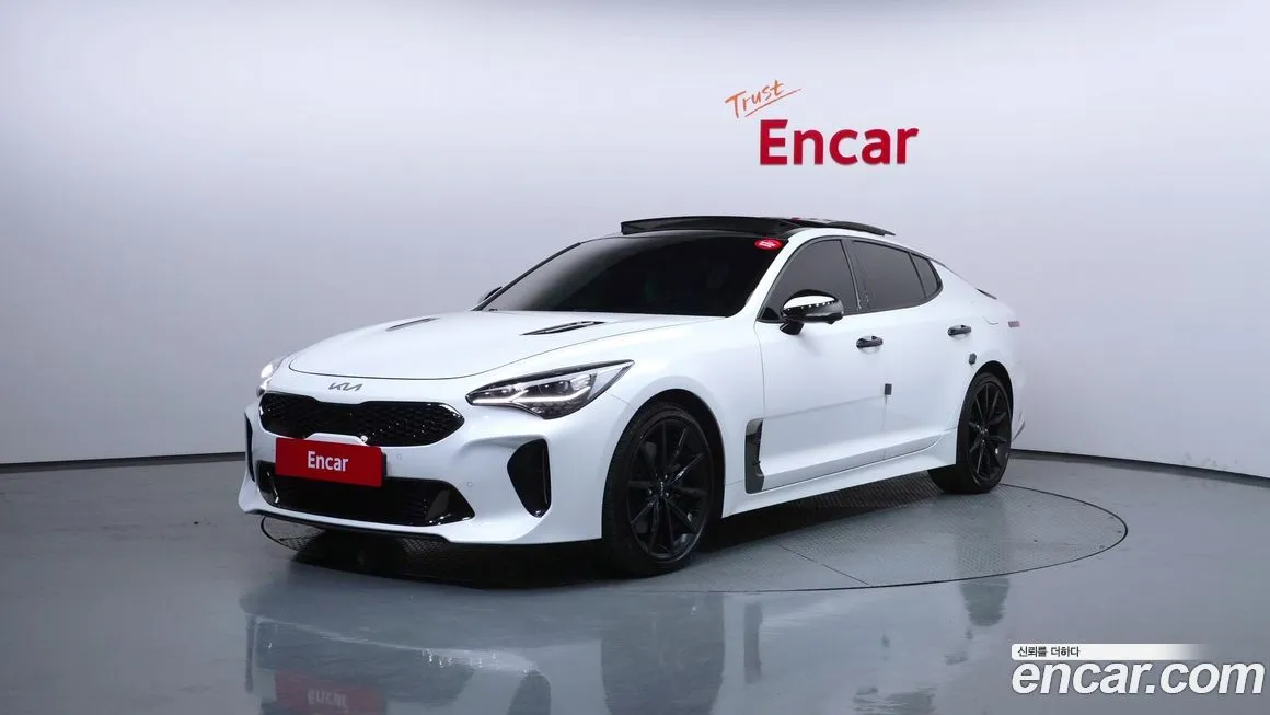 Kia Stinger 2023 из KR, фото 1