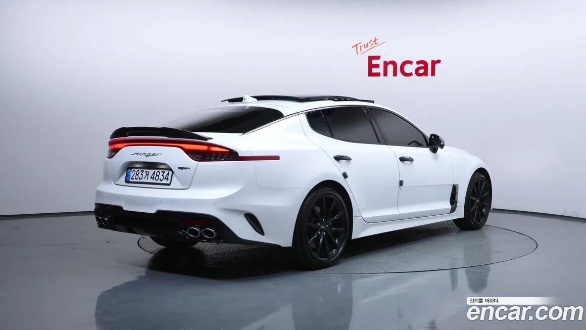 Kia Stinger 2023 из KR, фото 9