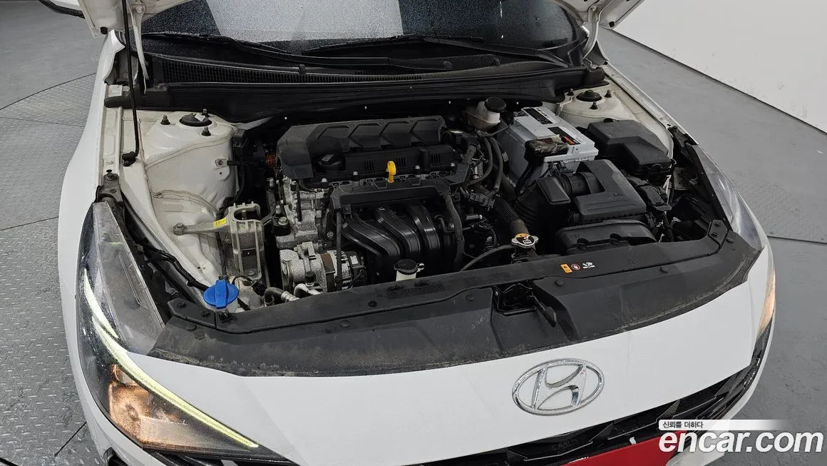 Hyundai AVANTE — фото 9