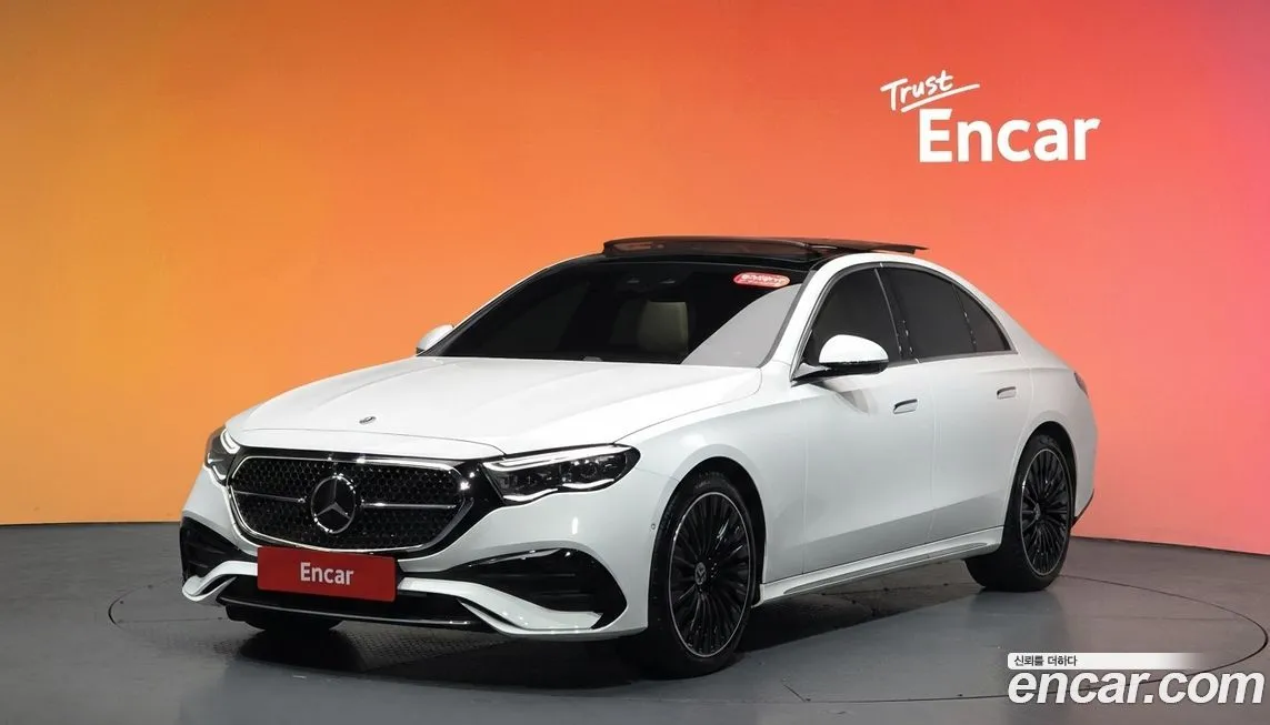 Mercedes-Benz E-Class — фото 1