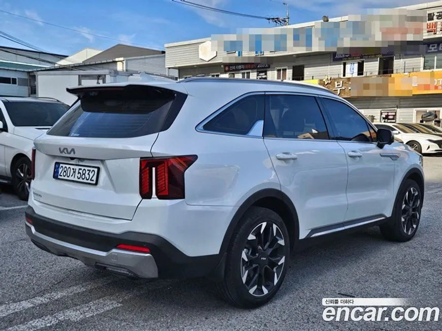 Kia Sorento — фото 8