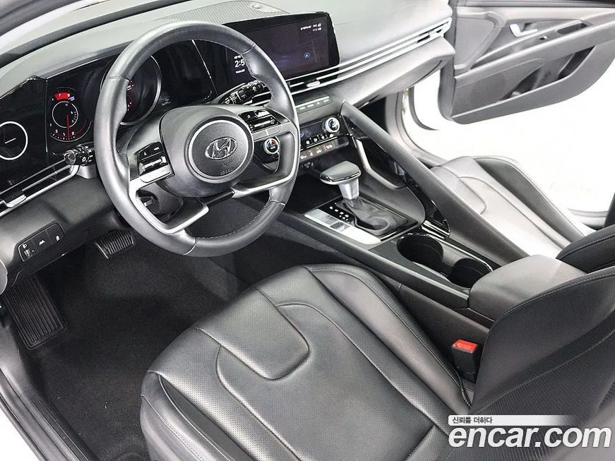 Hyundai AVANTE 2023 из KR, фото 4