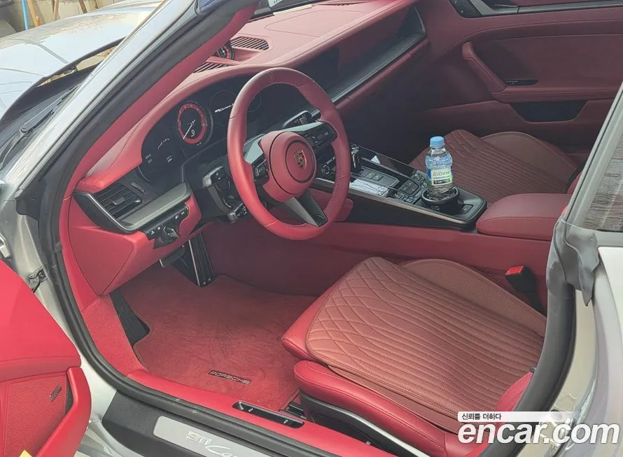 Porsche 911 2024 из KR, фото 8