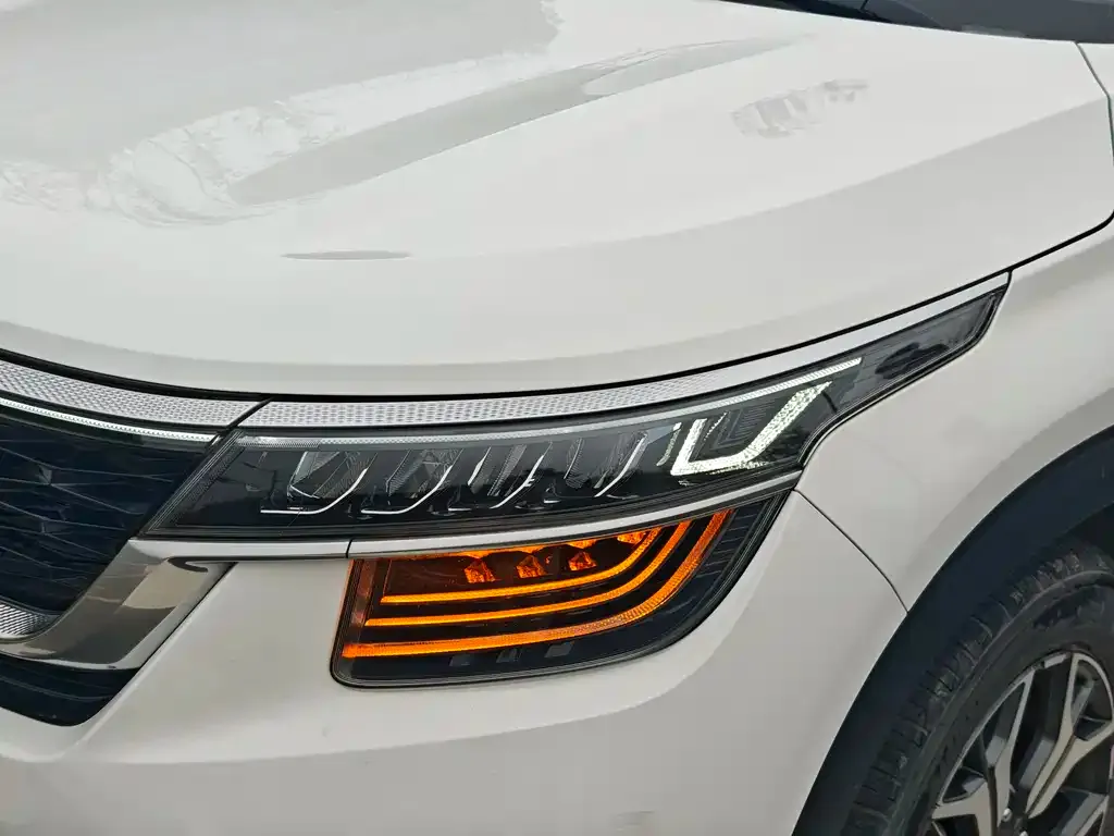 Kia KX3 2022 из CN, фото 4