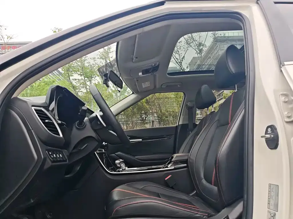 Kia KX3 2022 из CN, фото 5