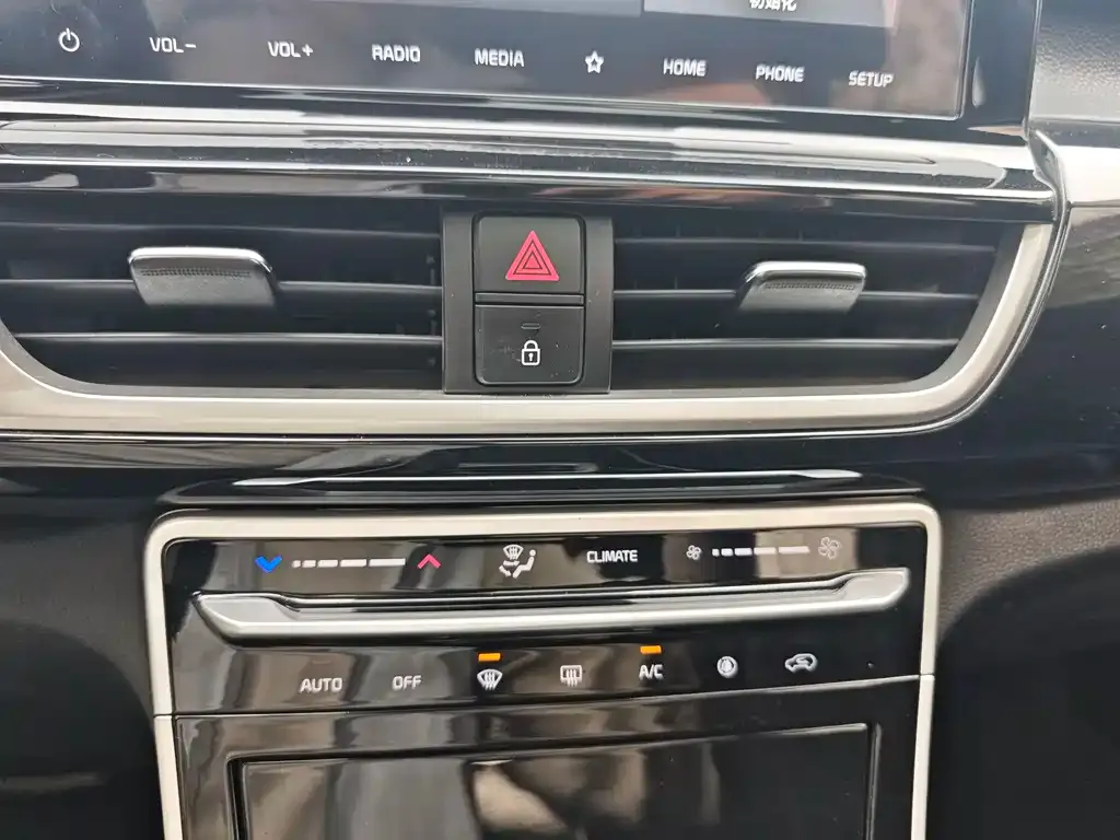 Kia KX3 2022 из CN, фото 3