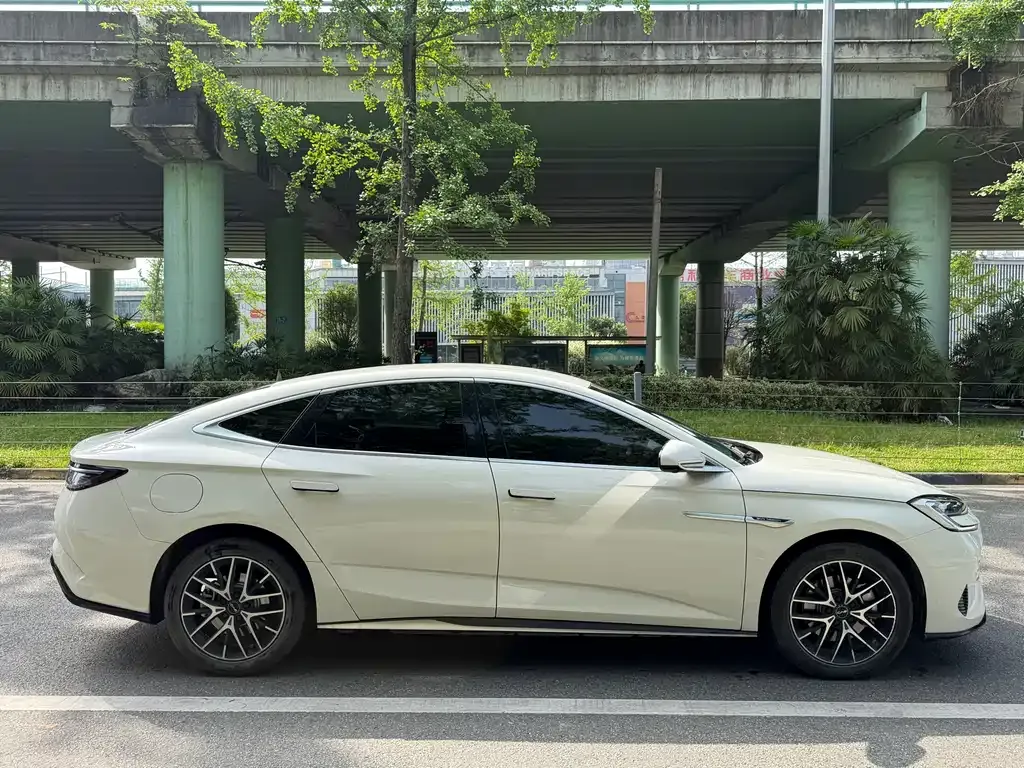 BYD Seal 07 DM-i 2025 из CN, фото 9