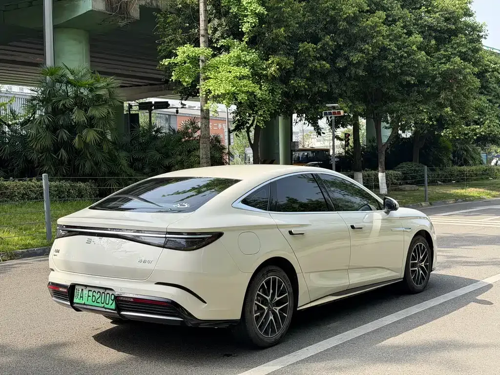 BYD Seal 07 DM-i 2025 из CN, фото 5