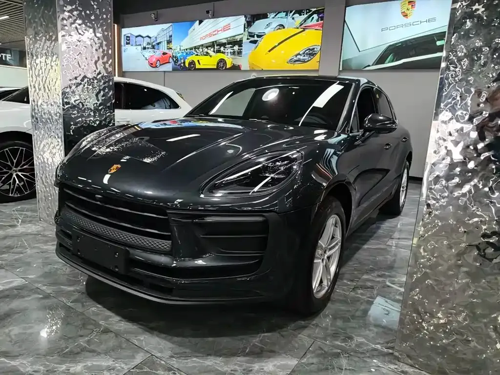 Porsche Macan — фото 1