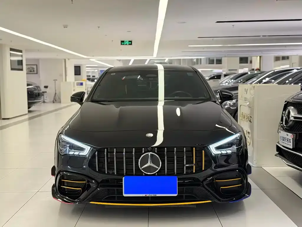 Mercedes-Benz CLA AMG — фото 7