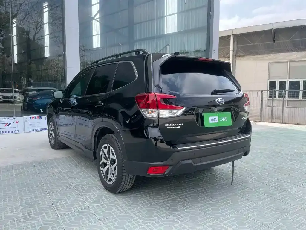 Subaru Forester — фото 5