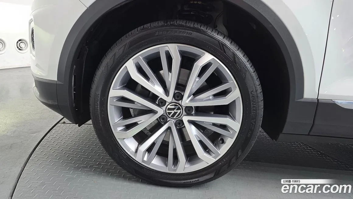 Volkswagen T-Roc 2021 из KR, фото 7