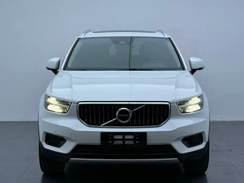 Volvo XC40 2021 из CN, фото 4