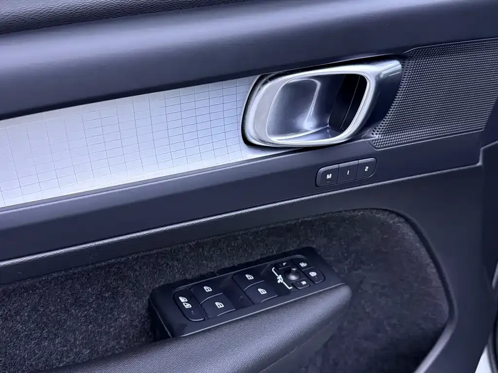 Volvo XC40 2021 из CN, фото 9