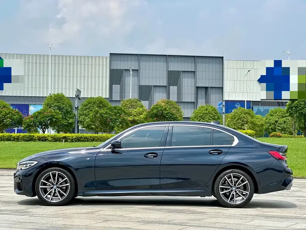 BMW 3 Series 2021 из CN, фото 5