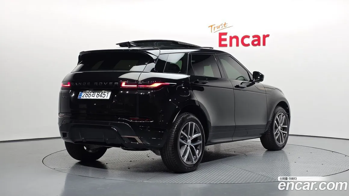 Land Rover Range Rover Evoque — фото 4