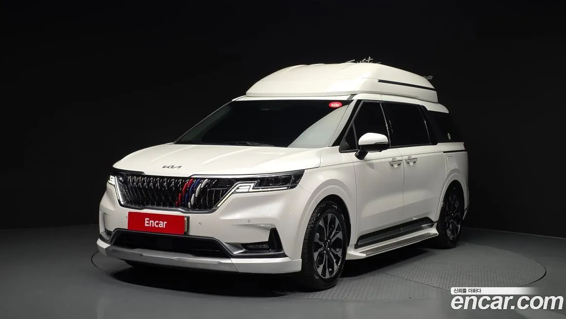 Kia Carnival — фото 1