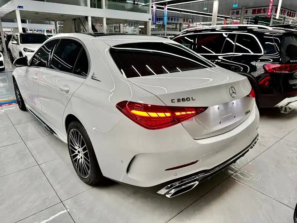 Mercedes-Benz C-Class — фото 2
